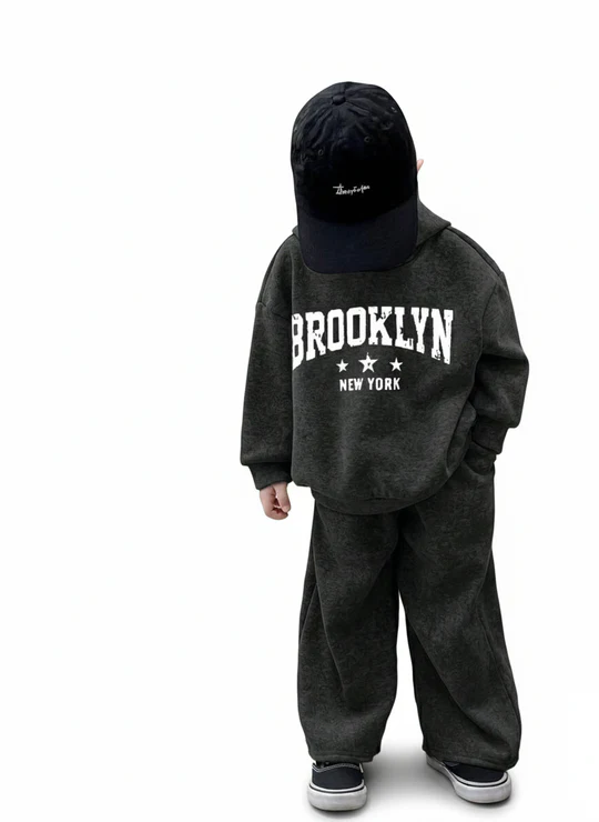 Brooklyn Winter Co-Ord Set – Crewneck Sweatshirt & Cargo Jogger Pants Casual Streetwear Outfit